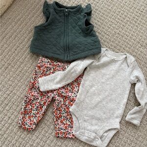 Newborn clothes